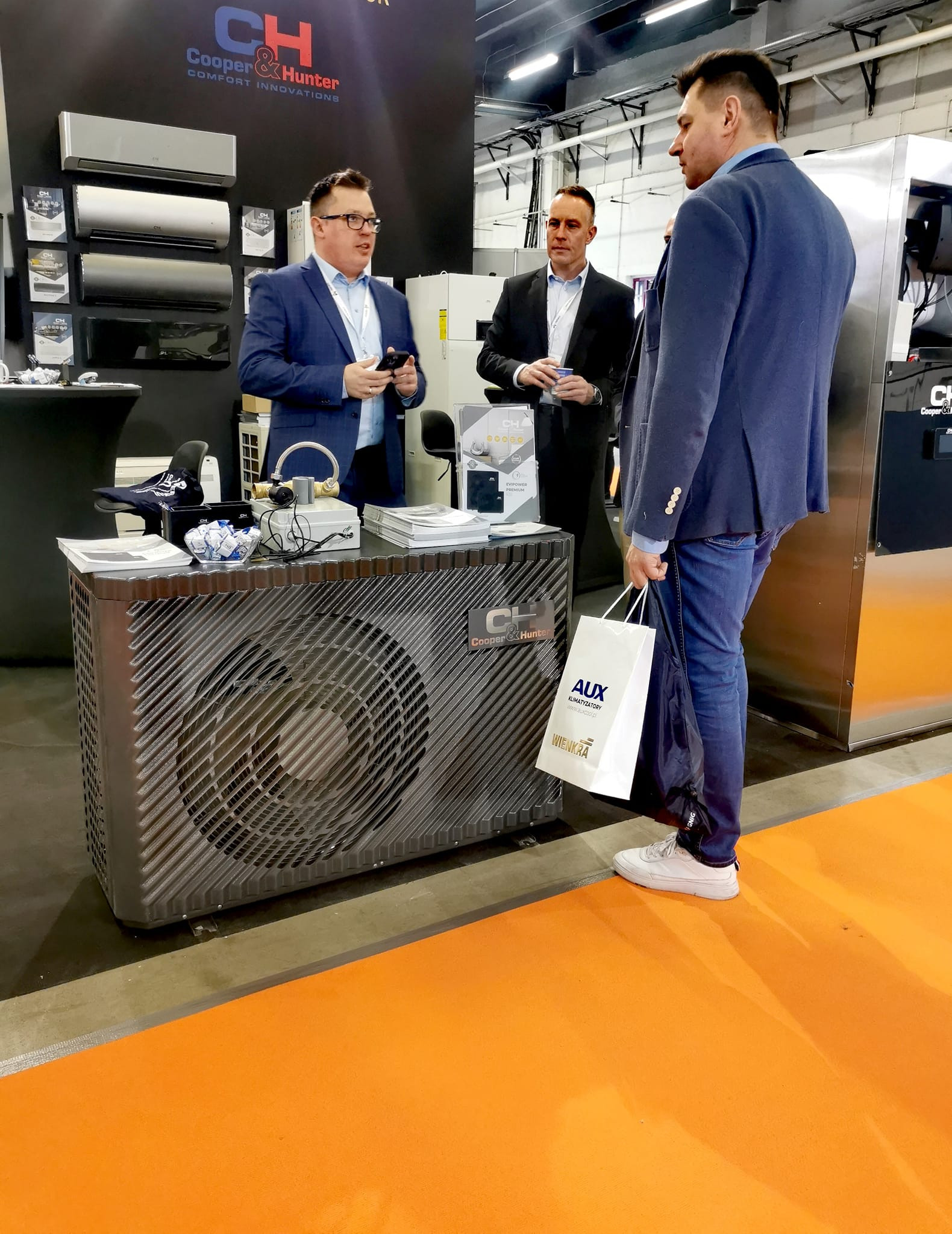 DZIĘKUJEMY ZA WASZĄ OBECNOŚĆ PODCZAS TARGÓW ENEX 5