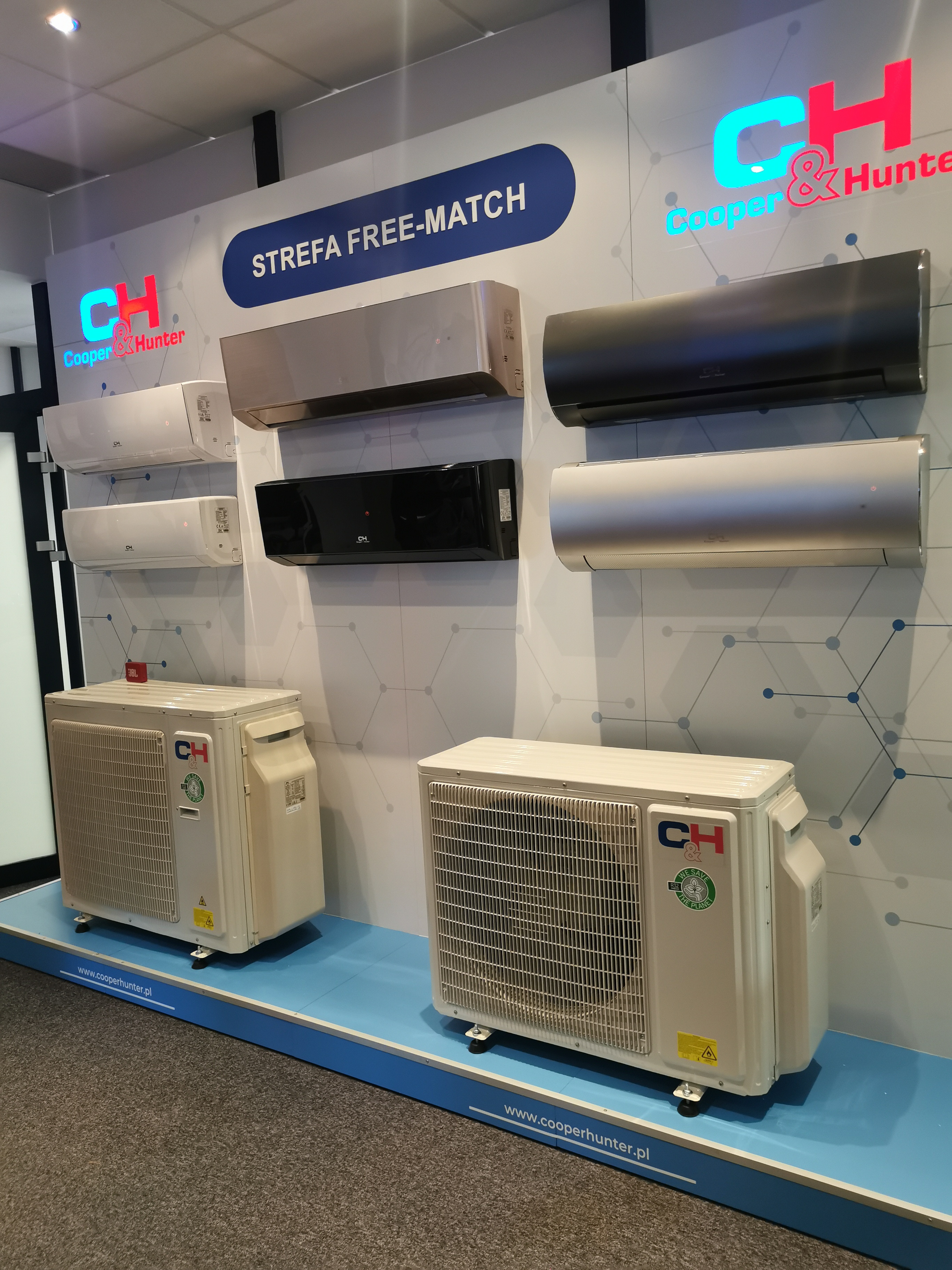 ZOBACZ NASZ SHOWROOM OD ŚRODKA 7