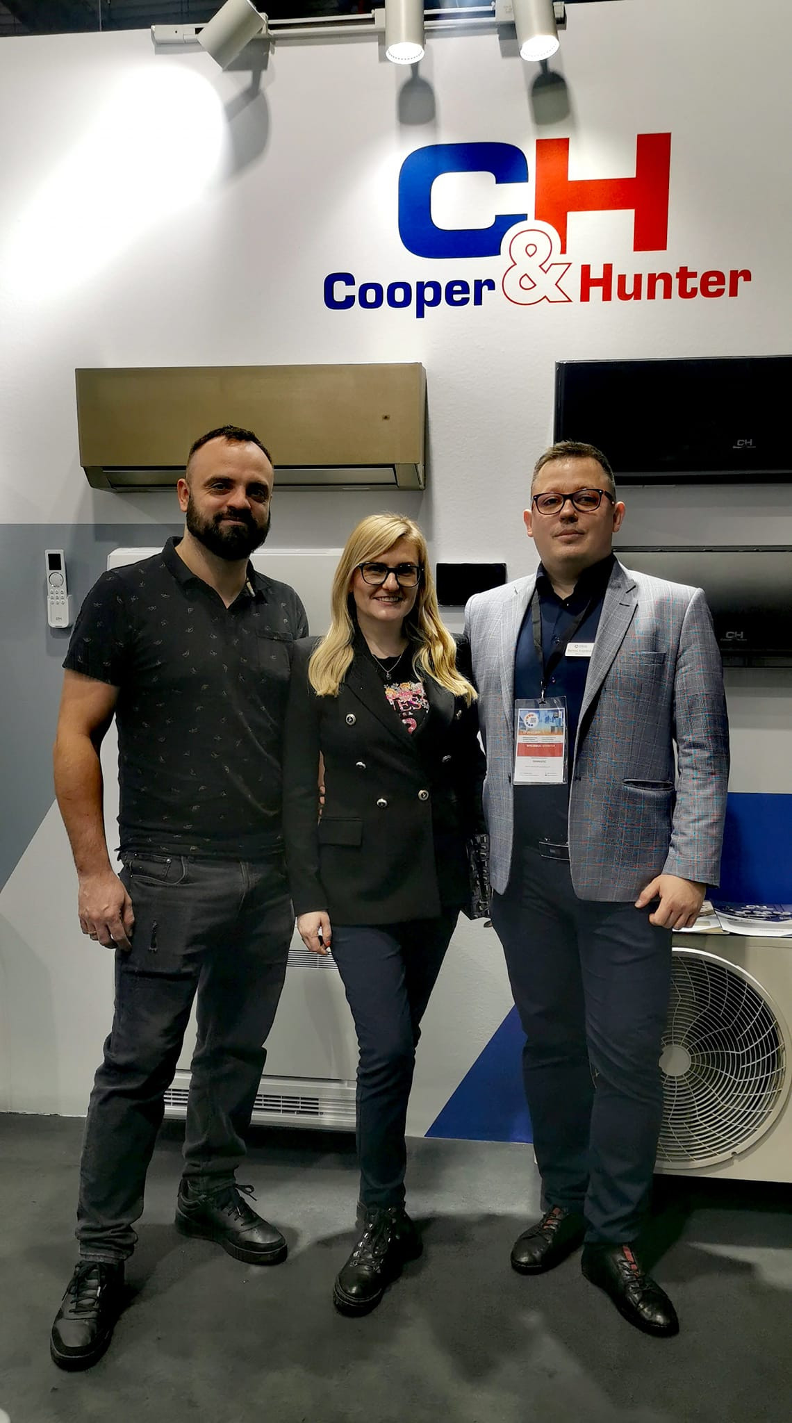 DZIĘKUJEMY ZA WASZĄ OBECNOŚĆ PODCZAS TARGÓW 11