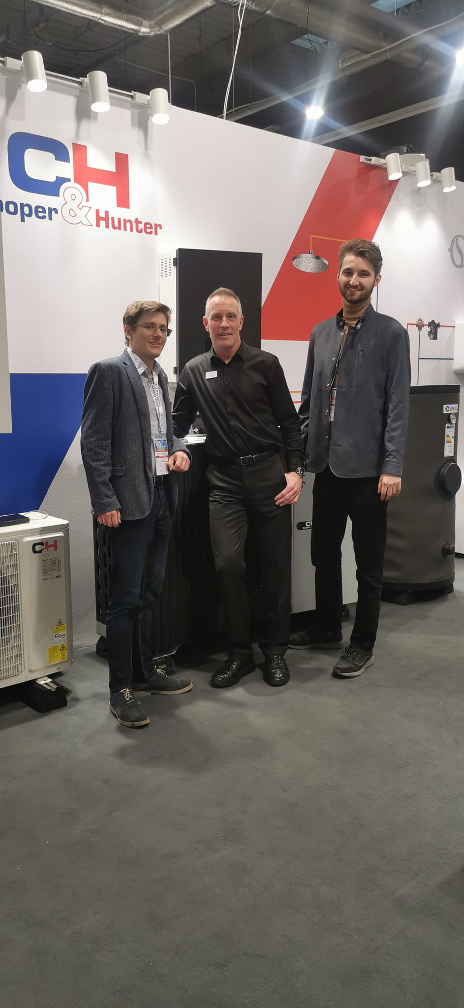 DZIĘKUJEMY ZA WASZĄ OBECNOŚĆ PODCZAS TARGÓW 8