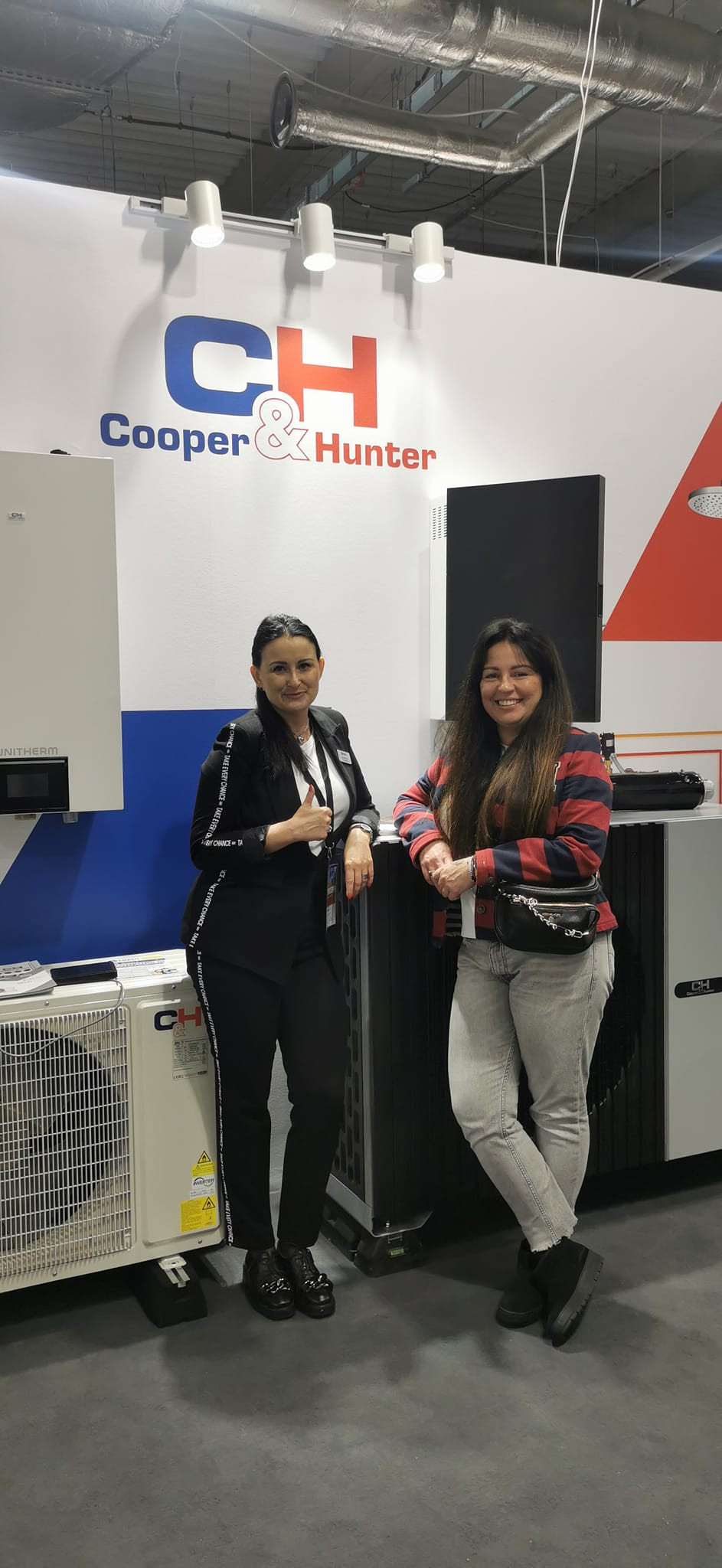 DZIĘKUJEMY ZA WASZĄ OBECNOŚĆ PODCZAS TARGÓW 9